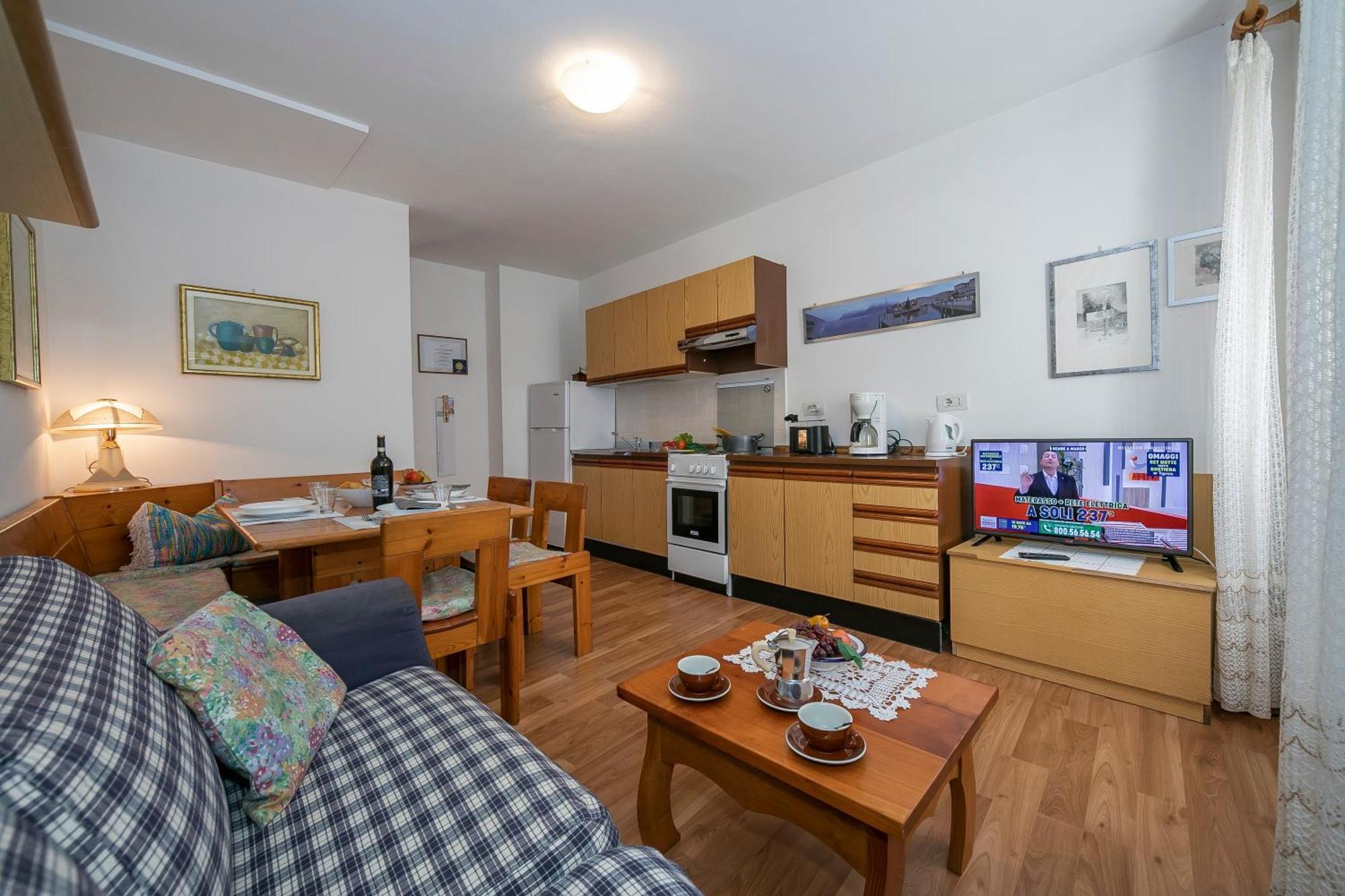 Appartamento Miorelli Torbole Sul Garda Dış mekan fotoğraf